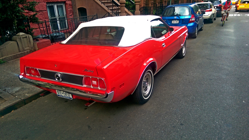 Illustration for article titled Spotted: '73 Mustang Convertible
